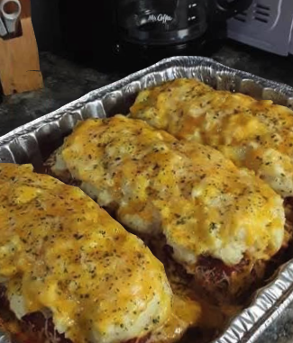 Meatloaf with Mashed Potatoes and Cheese